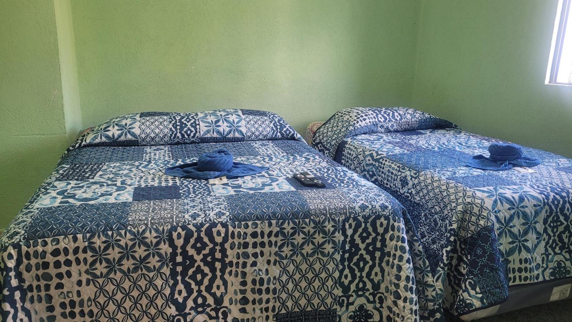 Hostal Sweet Dreams Panajachel Buitenkant foto