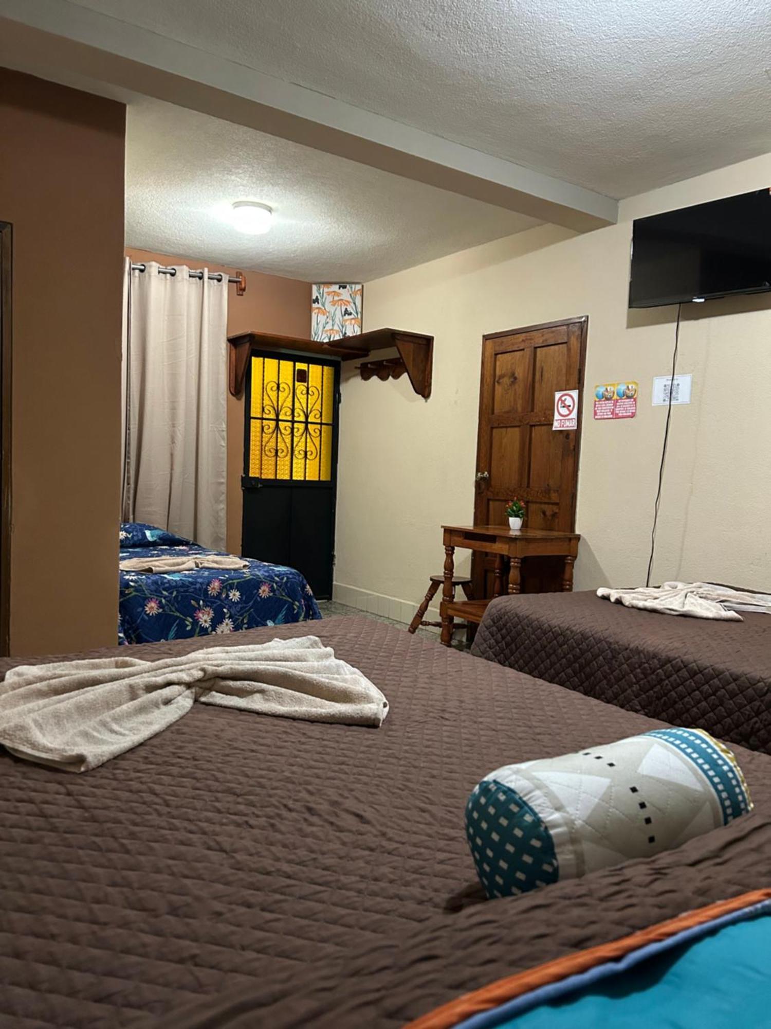 Hostal Sweet Dreams Panajachel Buitenkant foto
